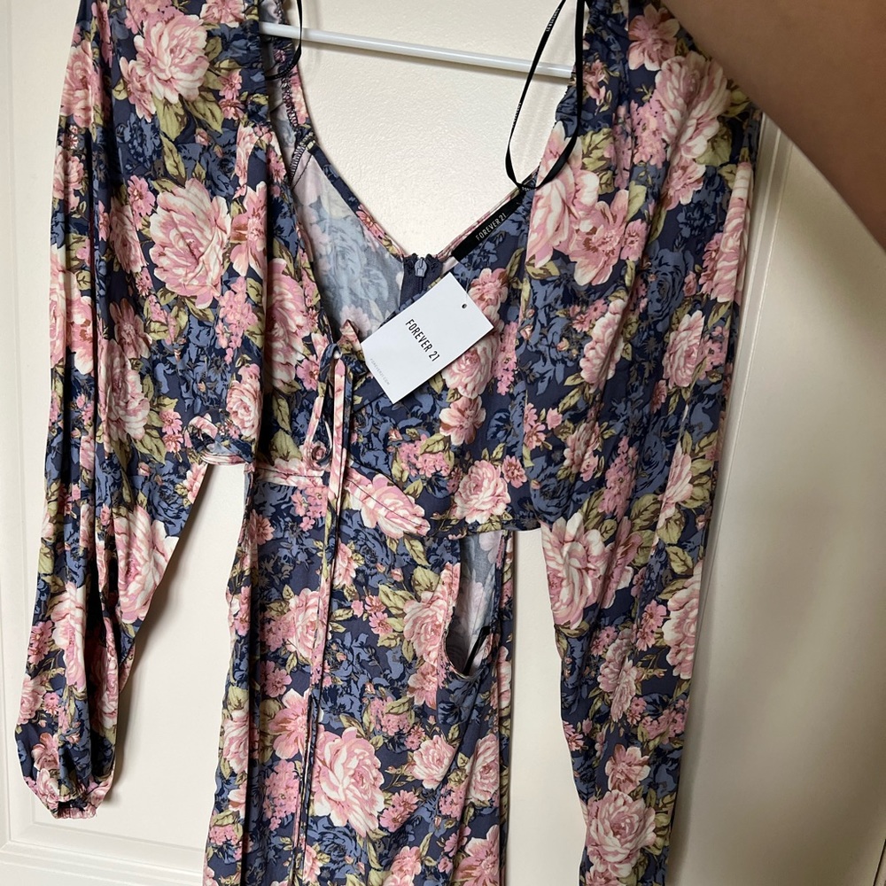 forever 21 cutout flower dress never worn
